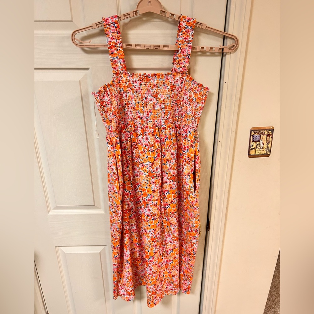 Midi floral dress with pockets